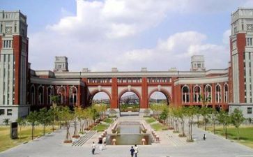 2023高校的工作总结参考6篇