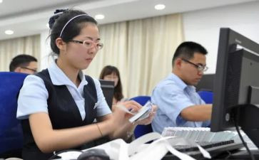柜员辞职报告参考5篇
