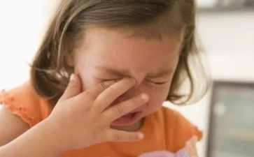 幼儿中班哭和笑教案精选5篇