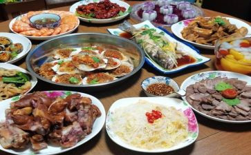 除夕吃年夜饭作文600字8篇