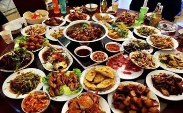 除夕吃年夜饭的作文8篇