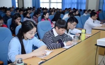 语培训总结报告精选8篇