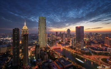 时代英雄观后感5篇