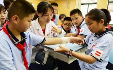 说学校的作文优秀6篇
