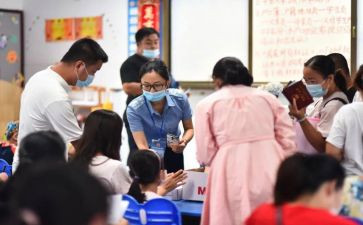 大一新生竞选班干部演讲稿7篇