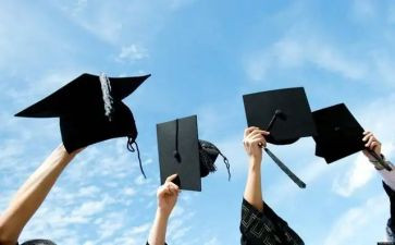 中学历史教师述职报告7篇