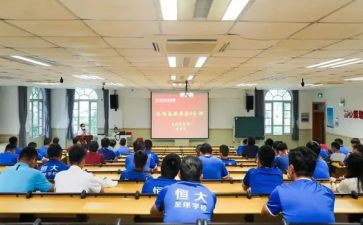部队领导对军训学生讲话稿5篇