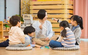 幼师的合同8篇
