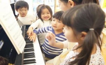 幼师工作月总结范文最新6篇