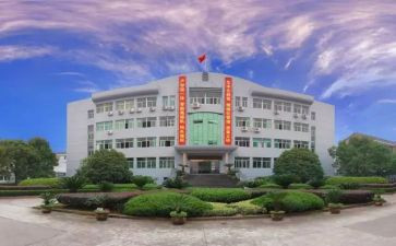 职校个人鉴定表自我鉴定5篇