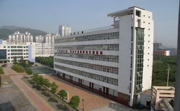 中专业毕业自我鉴定8篇