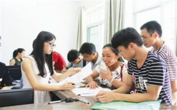 大学学生助学金申请书推荐5篇